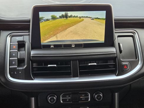 Used 2021 Chevrolet Tahoe Z71 AWD/4WD image 21