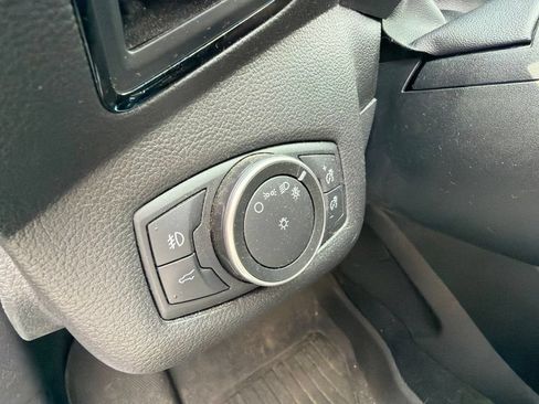 Used 2018 Ford Escape SEL FWD image 18