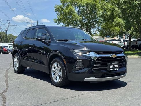 Used 2020 Chevrolet Blazer LT AWD/4WD image 2