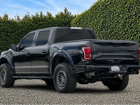 Used 2019 Ford F150 Raptor w/ Equipment Group 802A Luxury AWD/4WD image 6