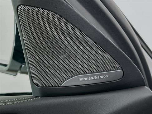 Certified 2024 BMW X6 xDrive40i image 19