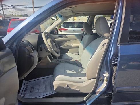 Used 2009 Subaru Forester 2.5XT Limited AWD/4WD image 9