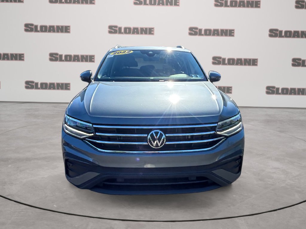 Used 2022 Volkswagen Tiguan SE AWD/4WD image 8