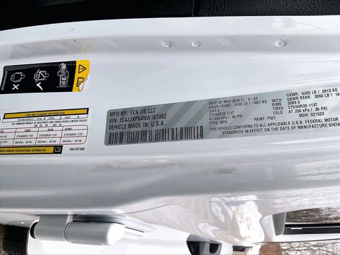 Used 2022 Jeep Wrangler Unlimited Sahara w/ Cold Weather Group image 37