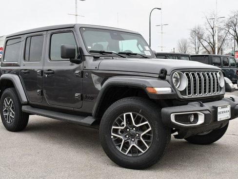 Used 2026 Jeep Wrangler Sahara image 1