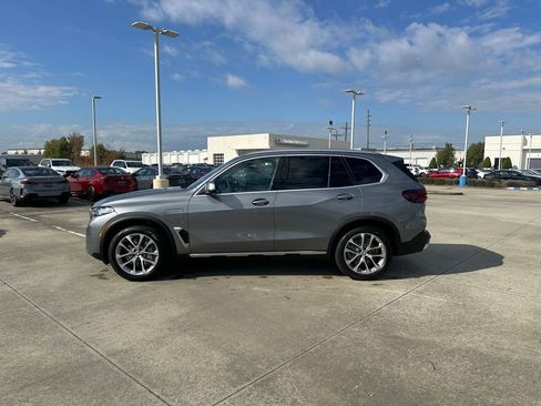 New 2026 BMW X5 xDrive50e w/ Climate Comfort Package AWD/4WD image 11