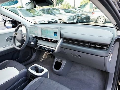 Certified 2024 Hyundai Ioniq 5 SEL RWD image 10