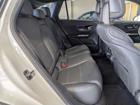 Used 2026 Mercedes-Benz GLC 300 4MATIC image 20