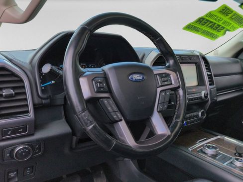 Used 2019 Ford Expedition Max Platinum AWD/4WD image 23