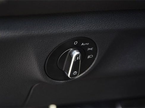 New 2025 Volkswagen Jetta Sport image 11