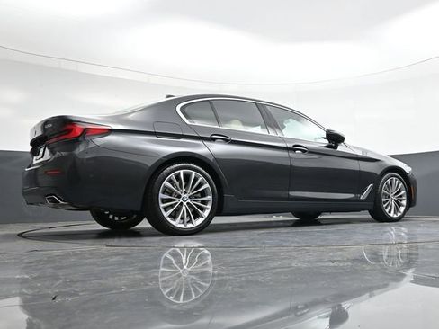 Used 2021 BMW 530i w/ Premium Package image 30