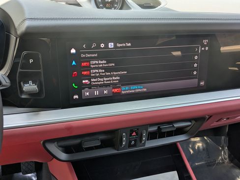 Certified 2026 Porsche Cayenne E-Hybrid AWD/4WD image 18