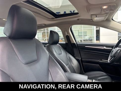Used 2020 Ford Fusion Titanium AWD/4WD image 2