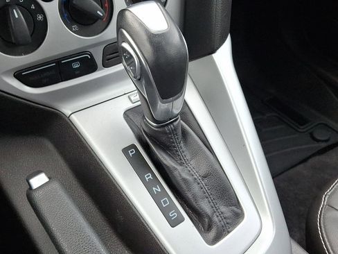 Used 2014 Ford Focus SE w/ Equipment Group 201A image 14