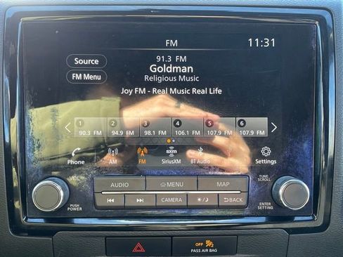 Used 2022 Nissan Frontier Pro-X image 11