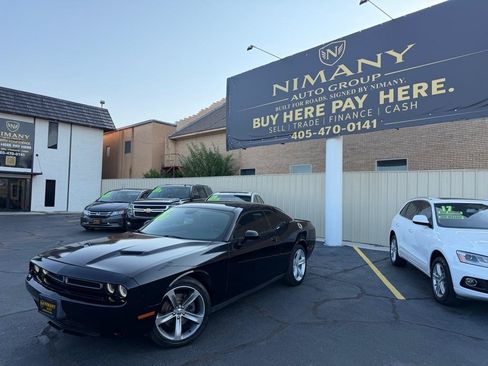 Used 2015 Dodge Challenger SXT w/ Super Sport Group (SS/T) RWD image 6