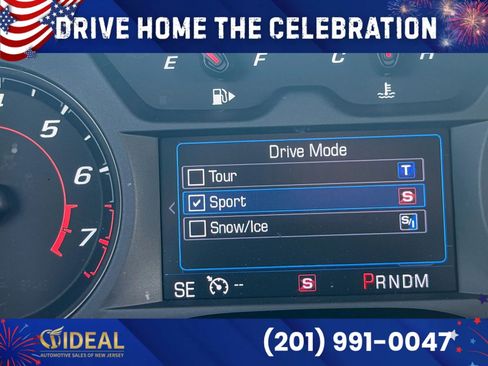 Used 2021 Chevrolet Camaro LT w/ Technology Package RWD image 17