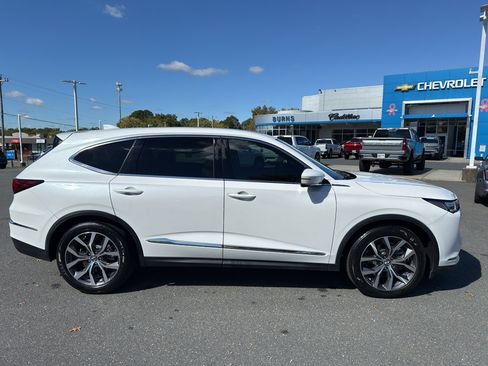 Used 2023 Acura MDX SH-AWD w/ Technology Package image 8