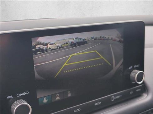 Used 2025 Honda HR-V LX image 13