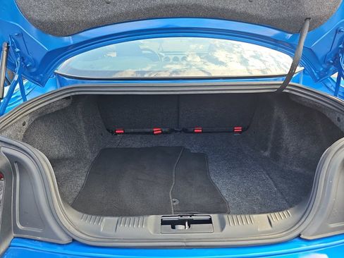 Used 2020 Ford Mustang GT image 15