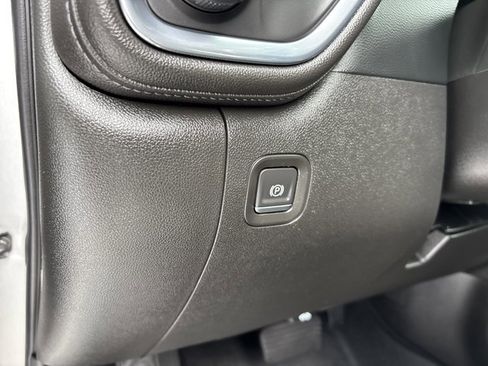 Used 2022 Chevrolet Silverado 2500 LTZ w/ LTZ Plus Package image 26