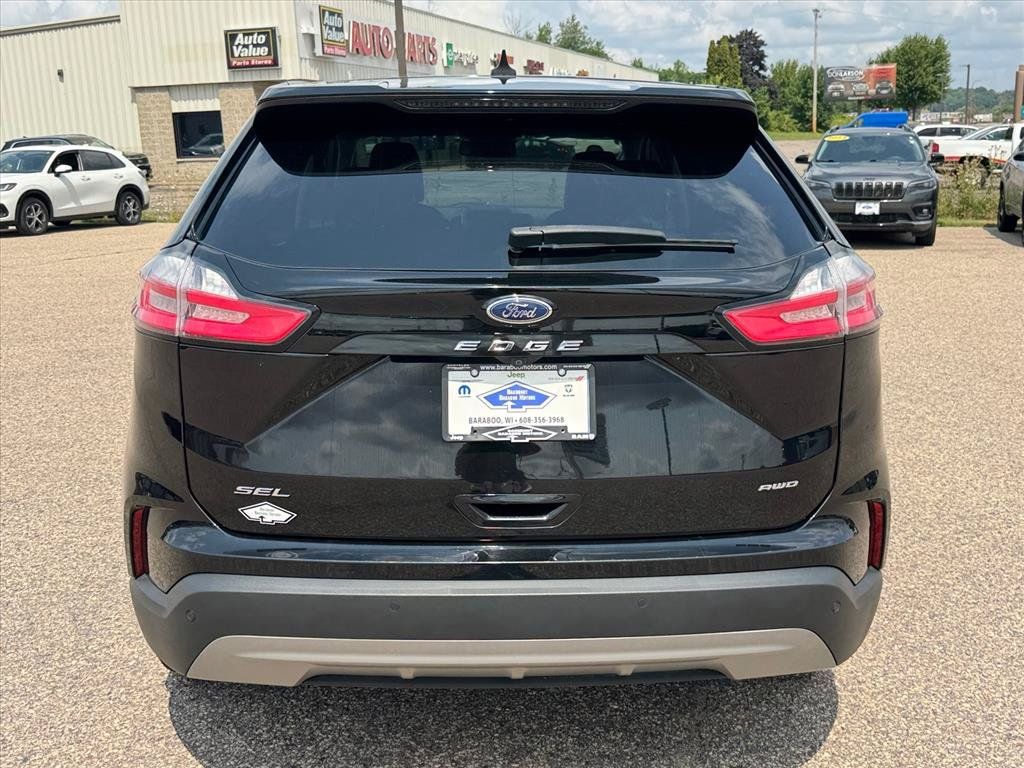 Used 2024 Ford Edge SEL AWD/4WD image 3