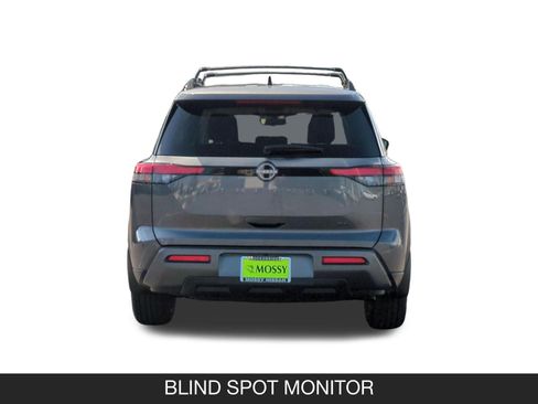 New 2026 Nissan Pathfinder SL image 9