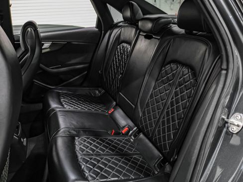 Used 2018 Audi S4 Prestige w/ Prestige Package image 42