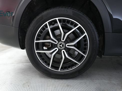 Used 2023 Mercedes-Benz EQB 350 4MATIC SUV image 22