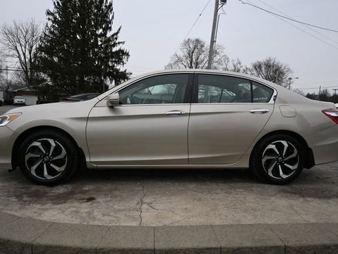Used 2016 Honda Accord EX-L image 8