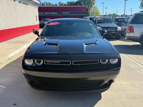 Used 2015 Dodge Challenger SXT Plus image 5
