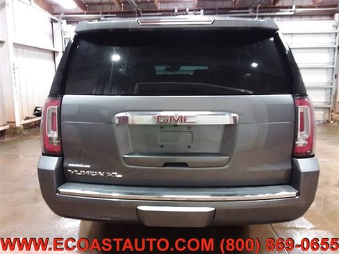 Used 2019 GMC Yukon XL Denali w/ Denali Ultimate Package image 8