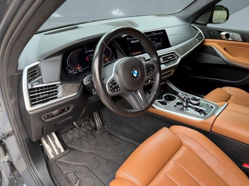 Certified 2022 BMW X7 M50i w/ Dynamic Handling Package AWD/4WD image 4