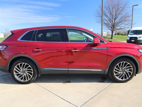 Used 2019 Lincoln Nautilus Reserve image 4