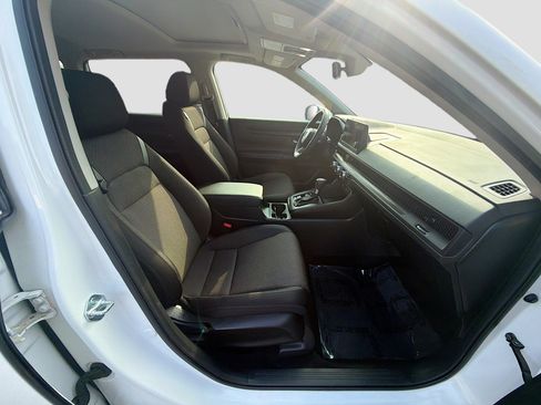 Certified 2024 Honda CR-V EX image 33