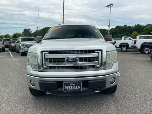 Used 2014 Ford F150 XLT w/ XLT Chrome Package AWD/4WD image 2
