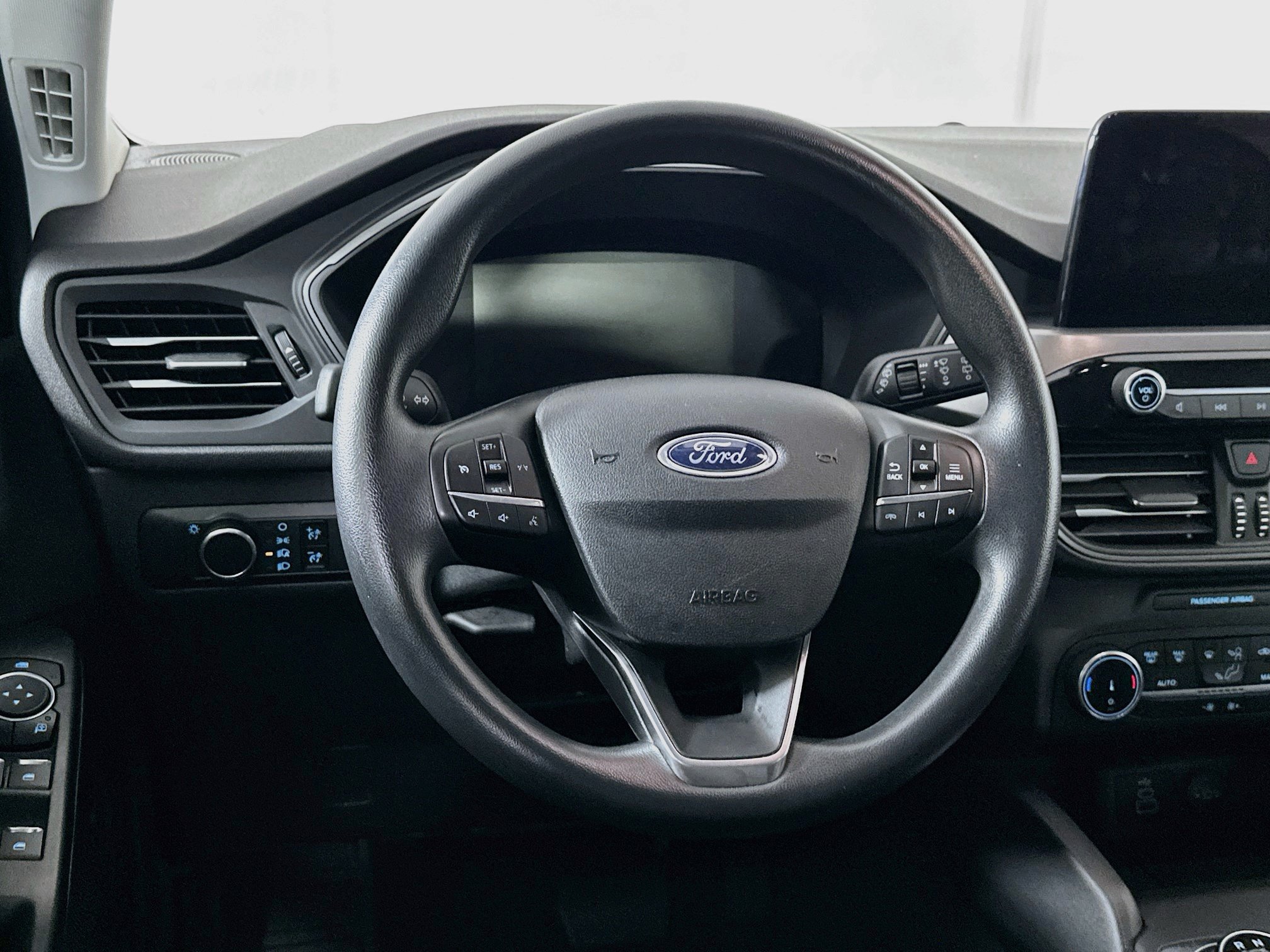Used 2025 Ford Escape Active FWD image 18