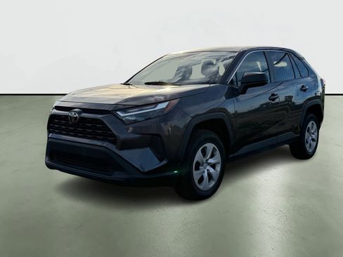 Used 2024 Toyota RAV4 LE image 2
