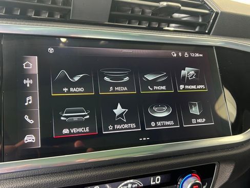 Used 2023 Audi Q3 2.0T Premium image 11