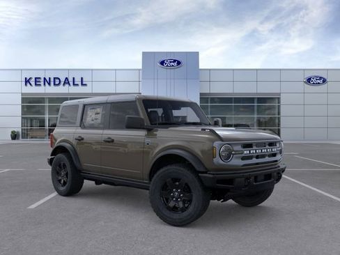 New 2025 Ford Bronco Big Bend w/ Black Diamond Package image 7