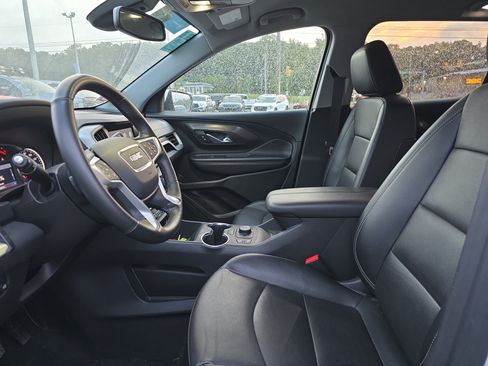 Used 2023 GMC Terrain SLT w/ Tech Package AWD/4WD image 13