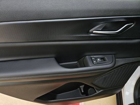New 2026 Jeep Grand Cherokee L 4WD image 14