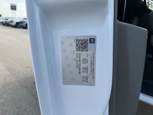 New 2025 GMC Savana 3500 w/ Power Convenience Package image 63