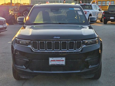 Certified 2024 Jeep Grand Cherokee Laredo X w/ Luxury Tech Group I image 2