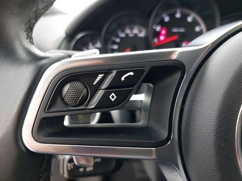 Used 2018 Porsche Cayenne Platinum Edition AWD/4WD image 19