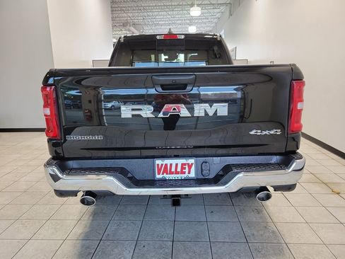 New 2026 RAM 1500 Big Horn AWD/4WD image 5