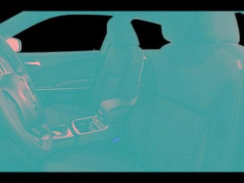 Used 2015 Dodge Charger SE w/ Sport Appearance Group RWD image 6