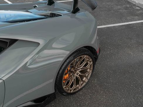 Used 2018 Lamborghini Huracan Performante image 28