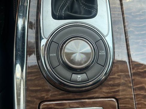 Used 2019 Nissan Armada SL w/ Premium Package RWD image 37