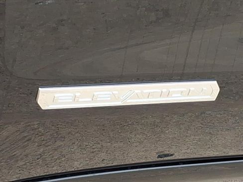 New 2026 GMC Sierra 1500 Elevation image 11